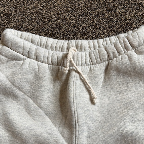 Madhappy x lakers sweat shorts - Picture 4 of 6